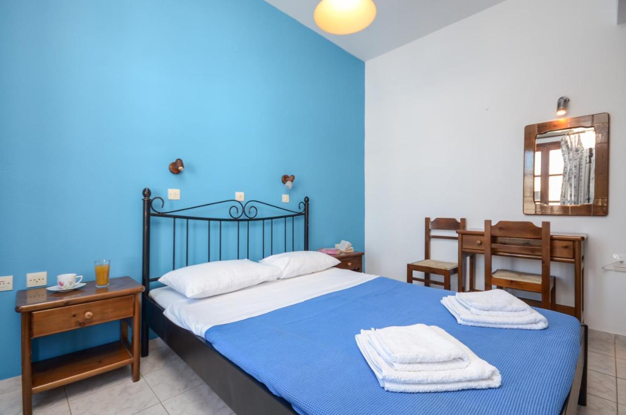 Depis Economy Studios & Apartments Naxos City Exteriör bild